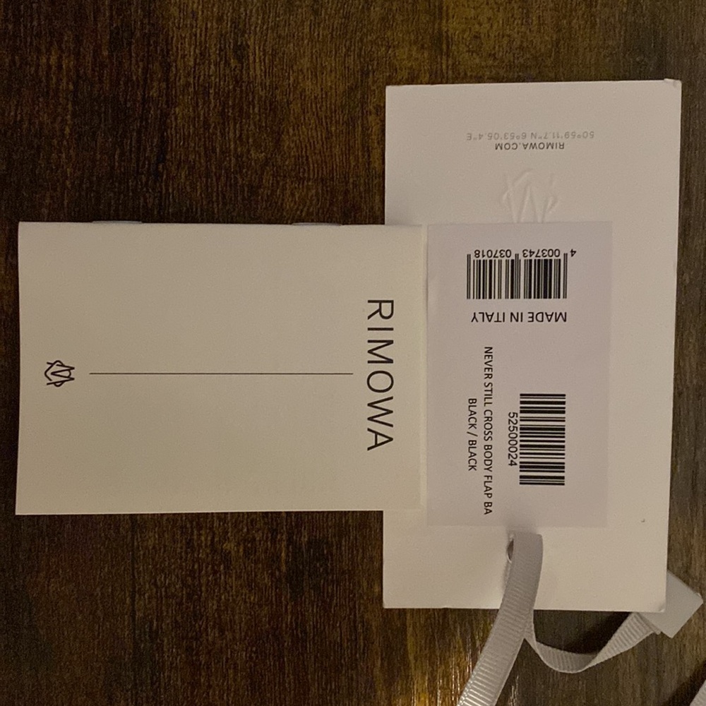 Rimowa crossbody bag. Used. Excellent condition - Picture 5 of 10